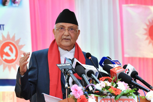 प्रचण्ड र माधवले जनतालाई जुधाएको केपी ओलीको आरोप